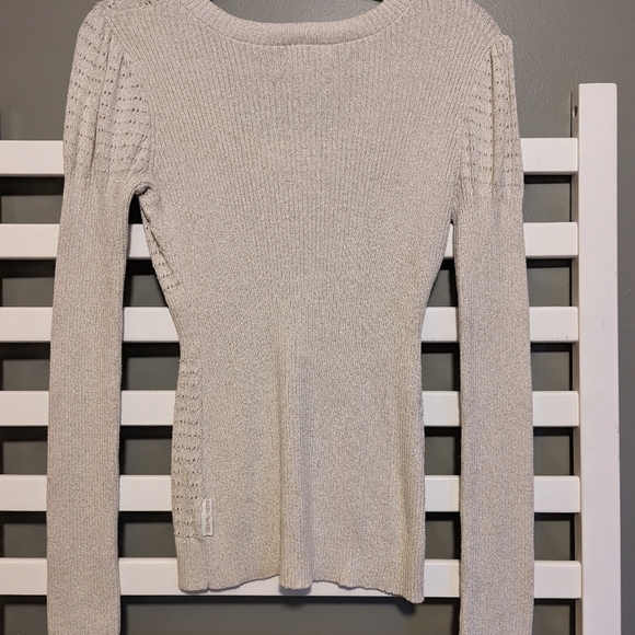DKNY Sweater - Picture 5 of 5